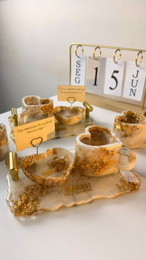 Amour Gold Reception